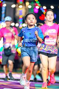 BIB: 18614
                            <button type="button" onclick="openModal(24687980)" class="btn btn-primary btn-sm float-right btn-popup" data-toggle="modal" data-target=".modal-high-quality">
                        <i class="fas fa-shopping-cart"></i> Add to Cart
                    </button>
                                            <button type="button" onclick="isThisMe(24687980, true)" class="btn btn-success btn-sm float-right btn-popup btn-isme hidden" data-toggle="tooltip" data-placement="bottom" title="นี่คือรูปของคุณใช่ไหม คลิกที่นี่เพื่อเอาเข้าอัลบั้ม">
                        <i class="fas fa-plus"></i> Add to album
                    </button>
                    <button type="button" onclick="isThisMe(24687980, false)" class="btn btn-warning btn-sm float-right btn-popup btn-isnotme hidden">
                        <i class="fas fa-ban"></i> Remove from album
                    </button>